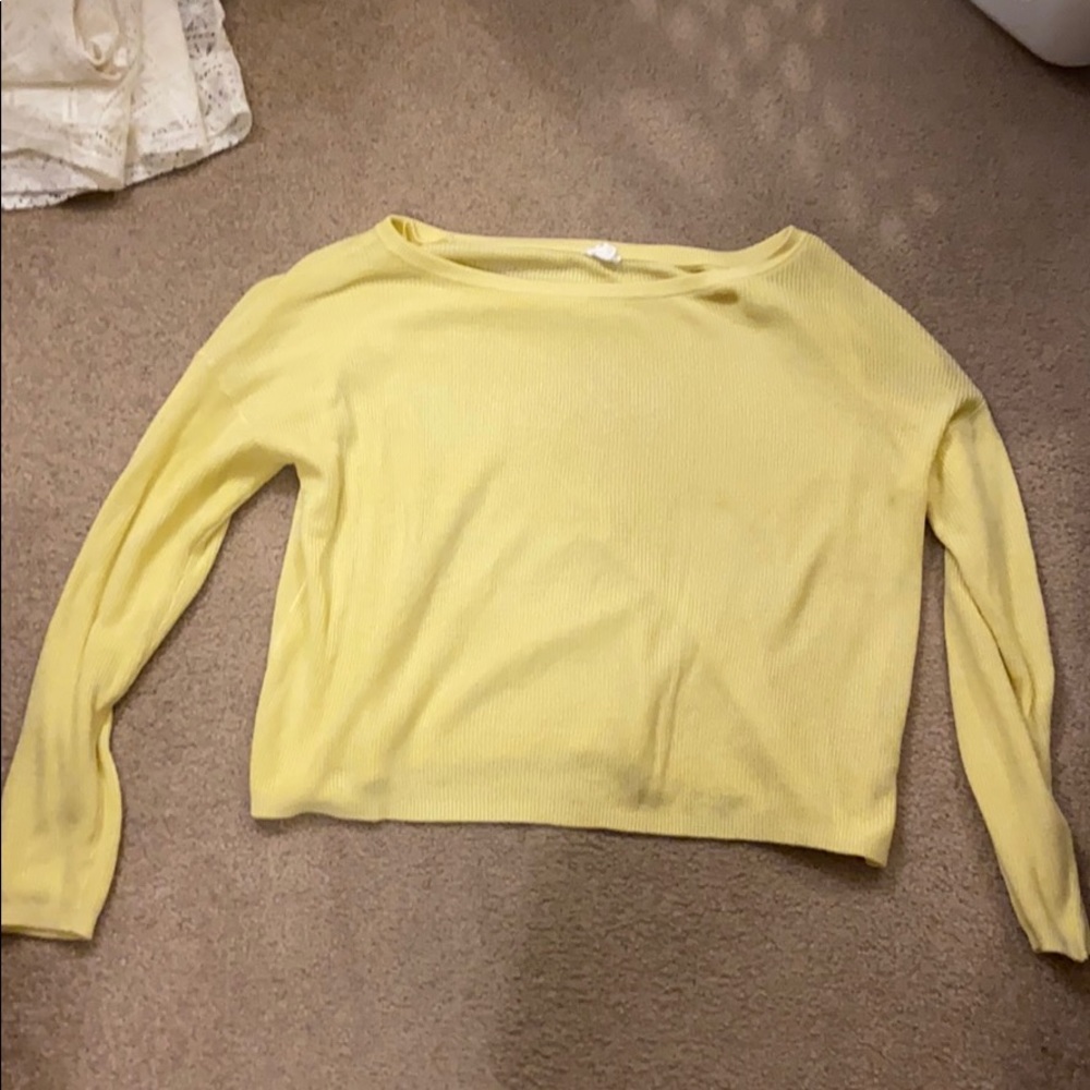 trendy sweater